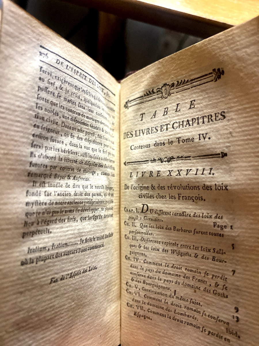 Cinq volumes en maroquin rouge  2/3 Milton et Montesquieu 3/4 forma miniature Genève Cazin 1777-photo-8