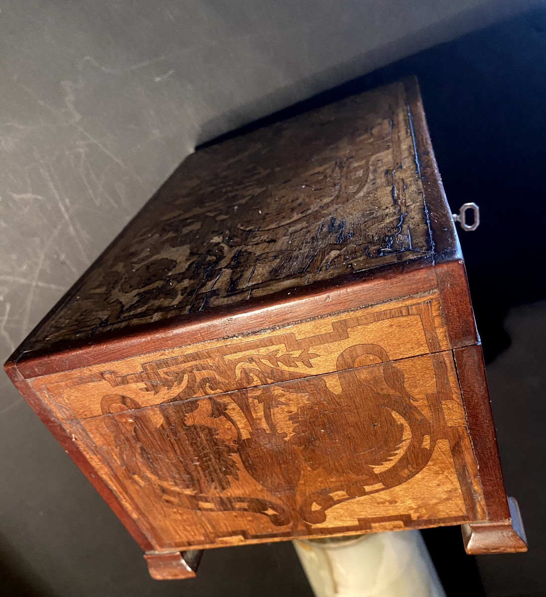  Beautiful Early 19th Century Jewelry Box, Marquetry In Two Woods In The Baroque Style à La Bérain Ch. X. -photo-4