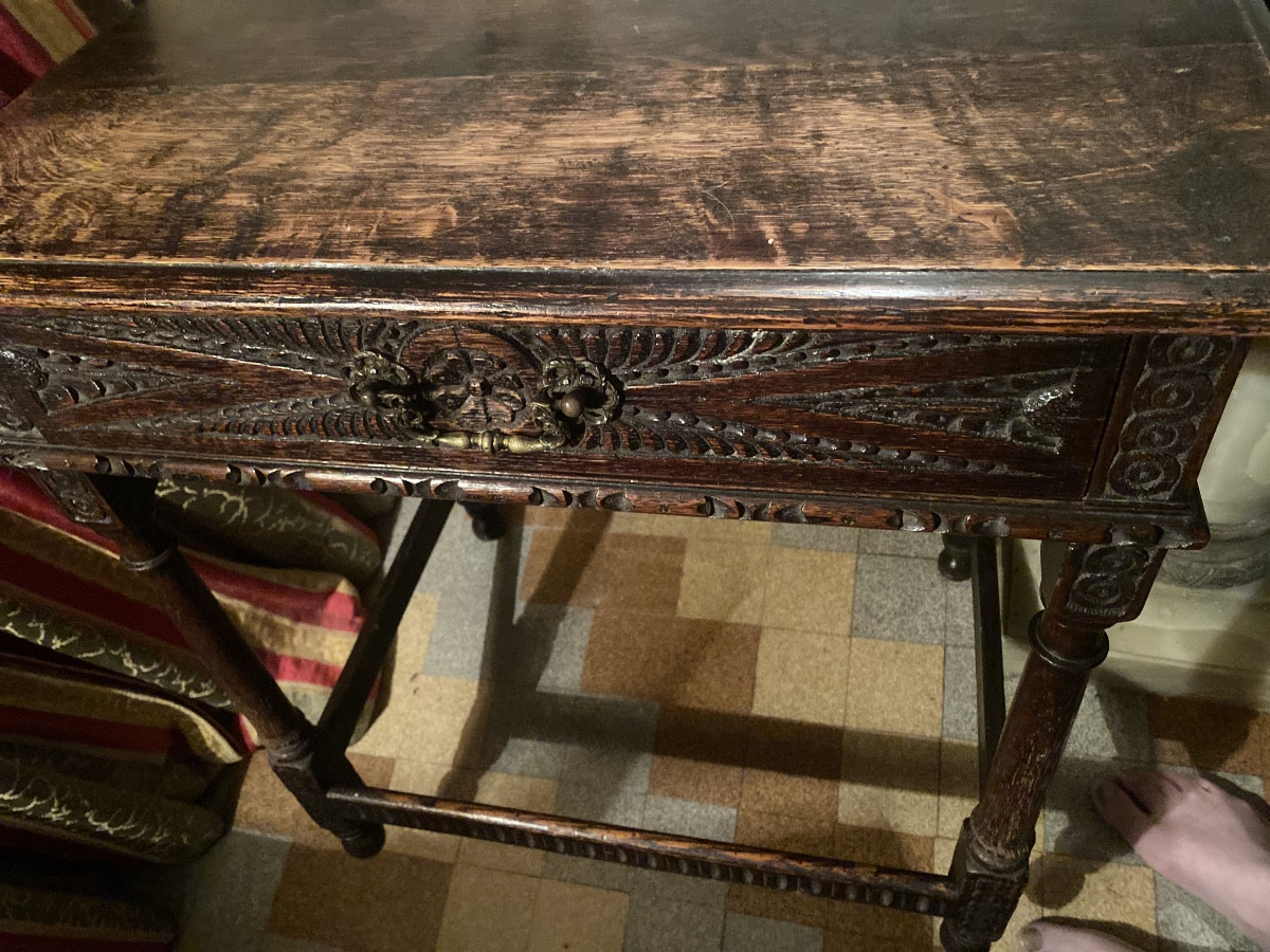 Ravissante table console en chêne a traverses,  façade sculptée, de style Louis XIII un tiroir -photo-4