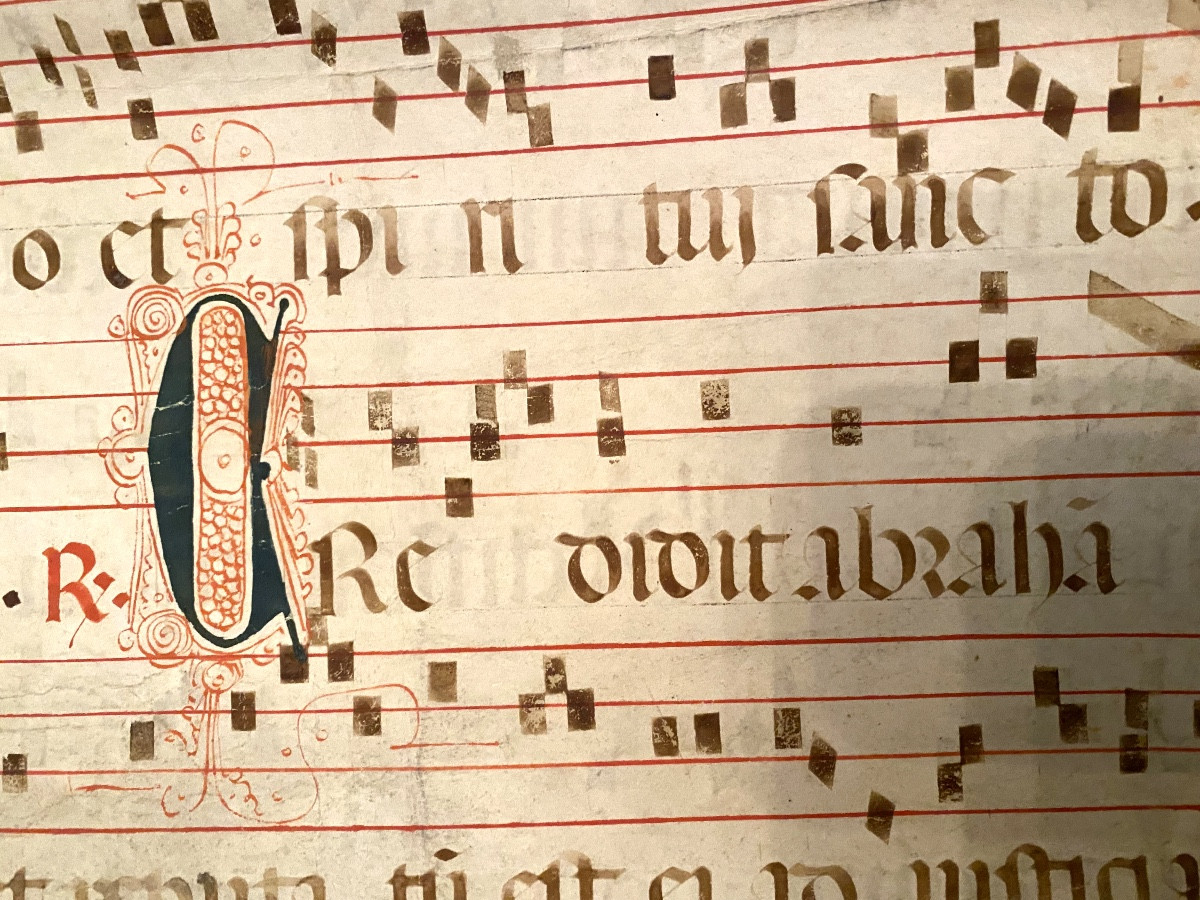 Grande page double d'Antiphonaire 17ème peinte sur vélin Lettrines & texte et musique bicolore -photo-5