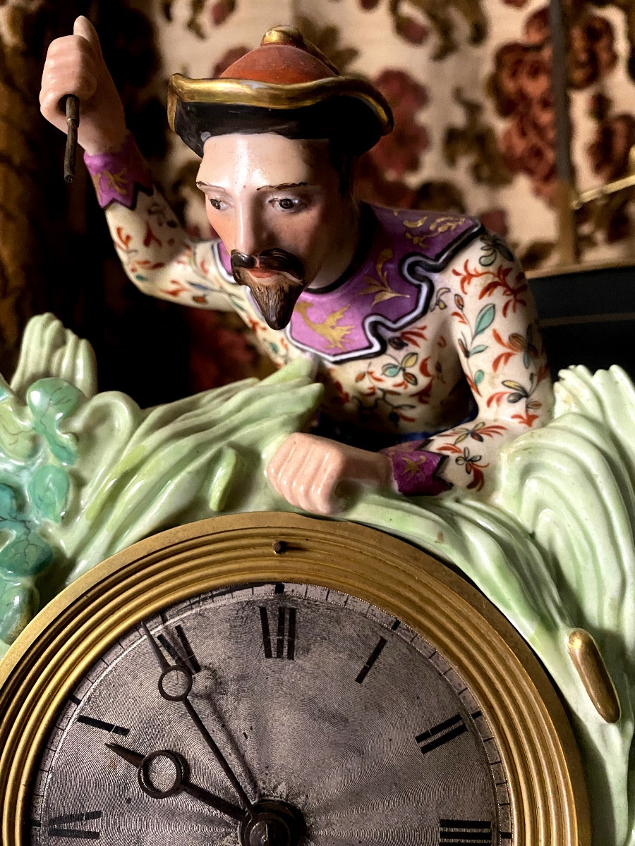 Beautiful Charles X Decorated Porcelain Clock "the Chi Nois Hunter" Attributed To Jacob Petit. -photo-2