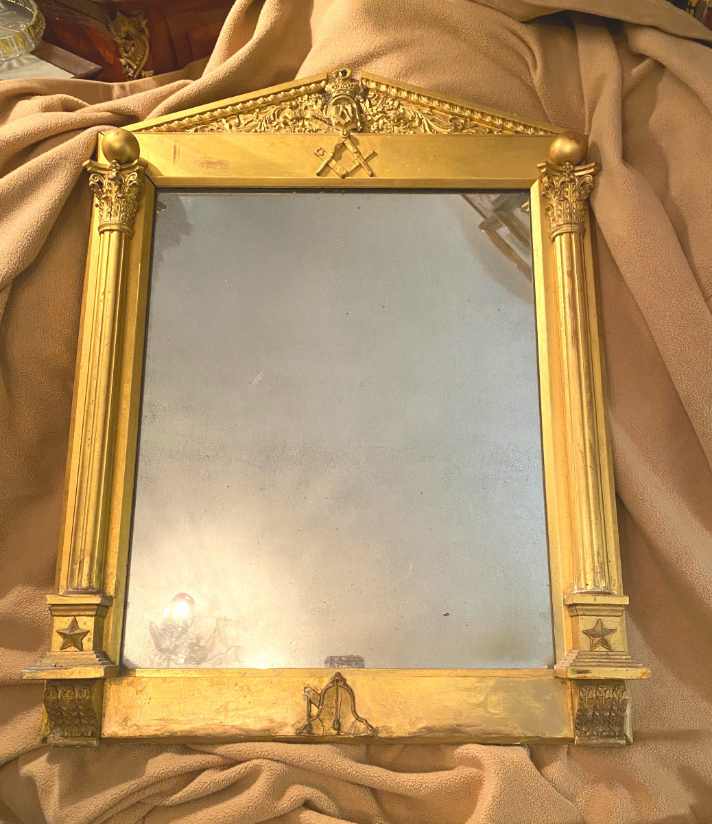 19th Century Gilded Wooden "masonic" Mirror With Columns Featuring Celestial Spheres And A Compass And Square Pediment