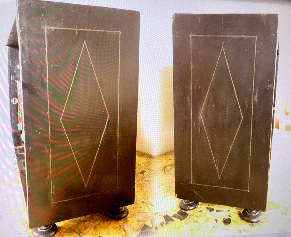  Rare Cabinet Italien en écaille rouge bronze Doré Vestale & colonnettes poirier noirci XVIIème-photo-1