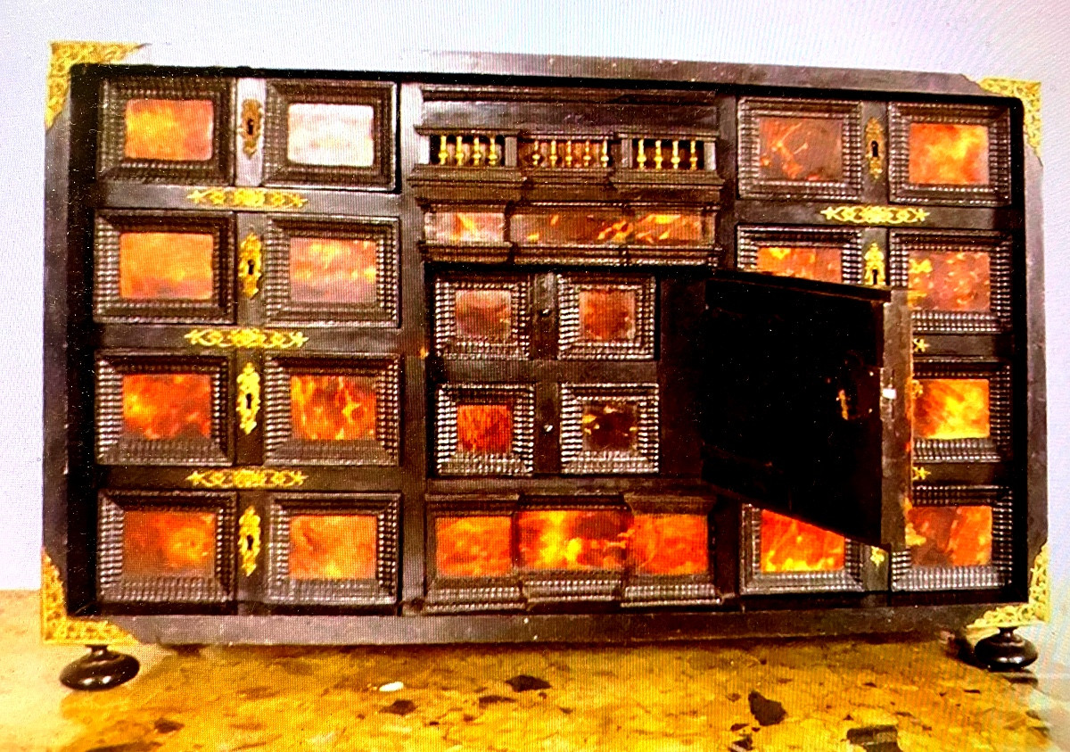 Rare Cabinet Italien en écaille rouge bronze Doré Vestale & colonnettes poirier noirci XVIIème-photo-7