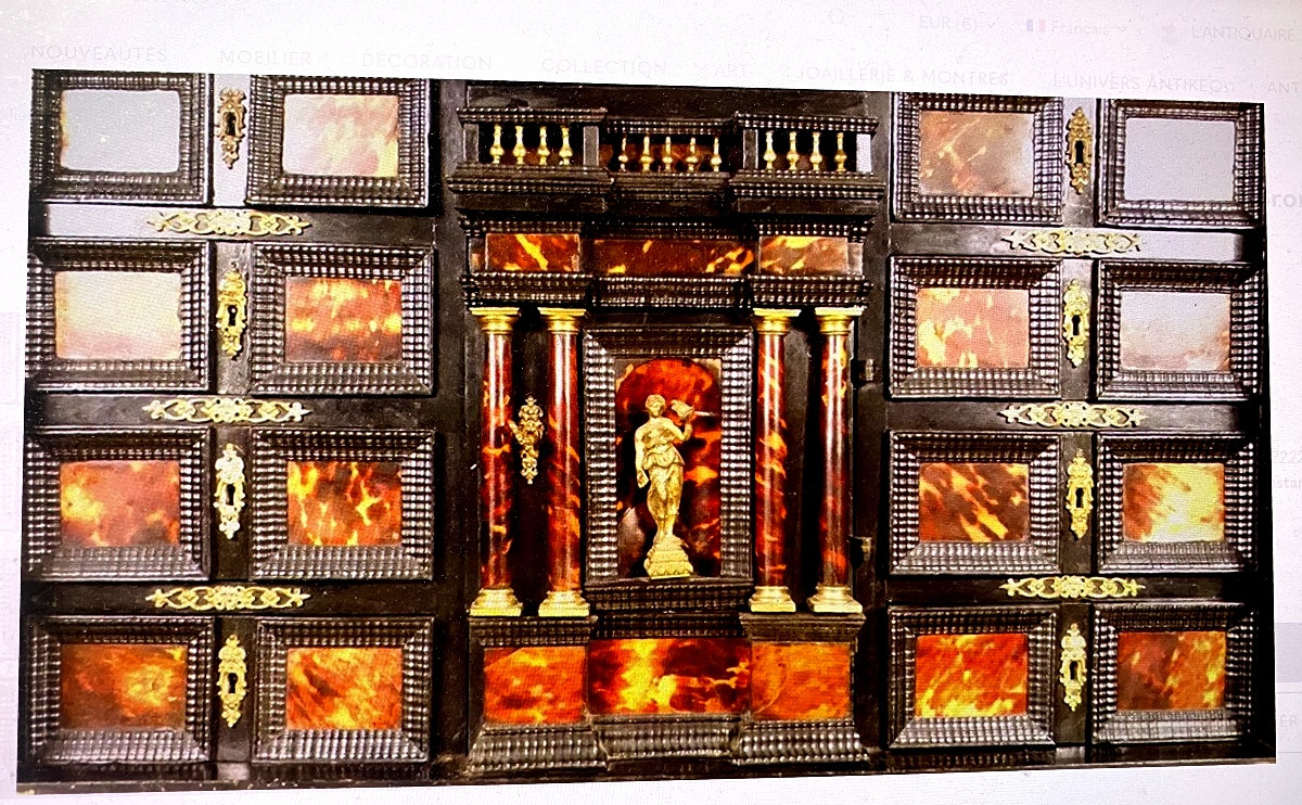  Rare Cabinet Italien en écaille rouge bronze Doré Vestale & colonnettes poirier noirci XVIIème