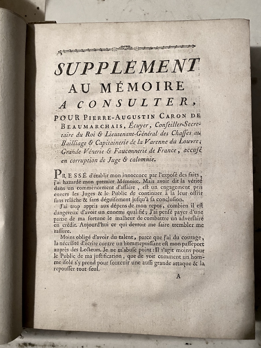 Réunion de pièces de Procès: Pierre-A. " Caron de Beaumarchais" en un fort Vol. In 4 velin vert-photo-1