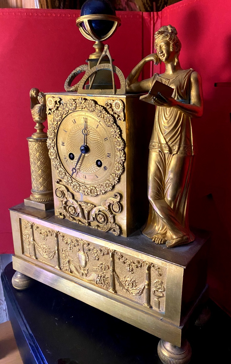 Charles X Mantel Clock, Gilt Chased Bronze With A Motif Of The Geographical Sciences & Reading-photo-2