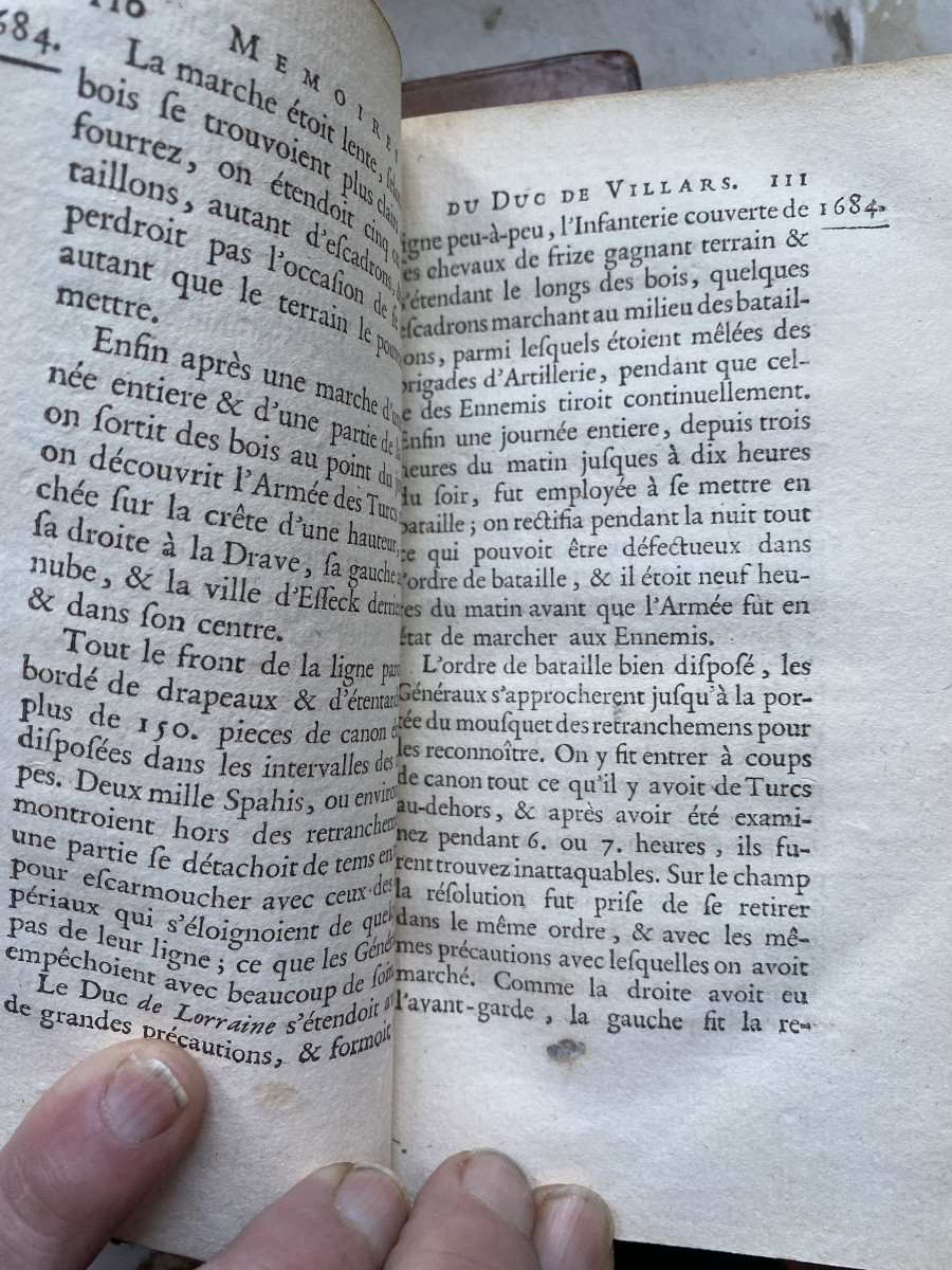 Fine Copy 3 Vol. In 12 In Blond Calf "memoirs Of The Duke Of Villars" Peer Of France, 1739.-photo-2