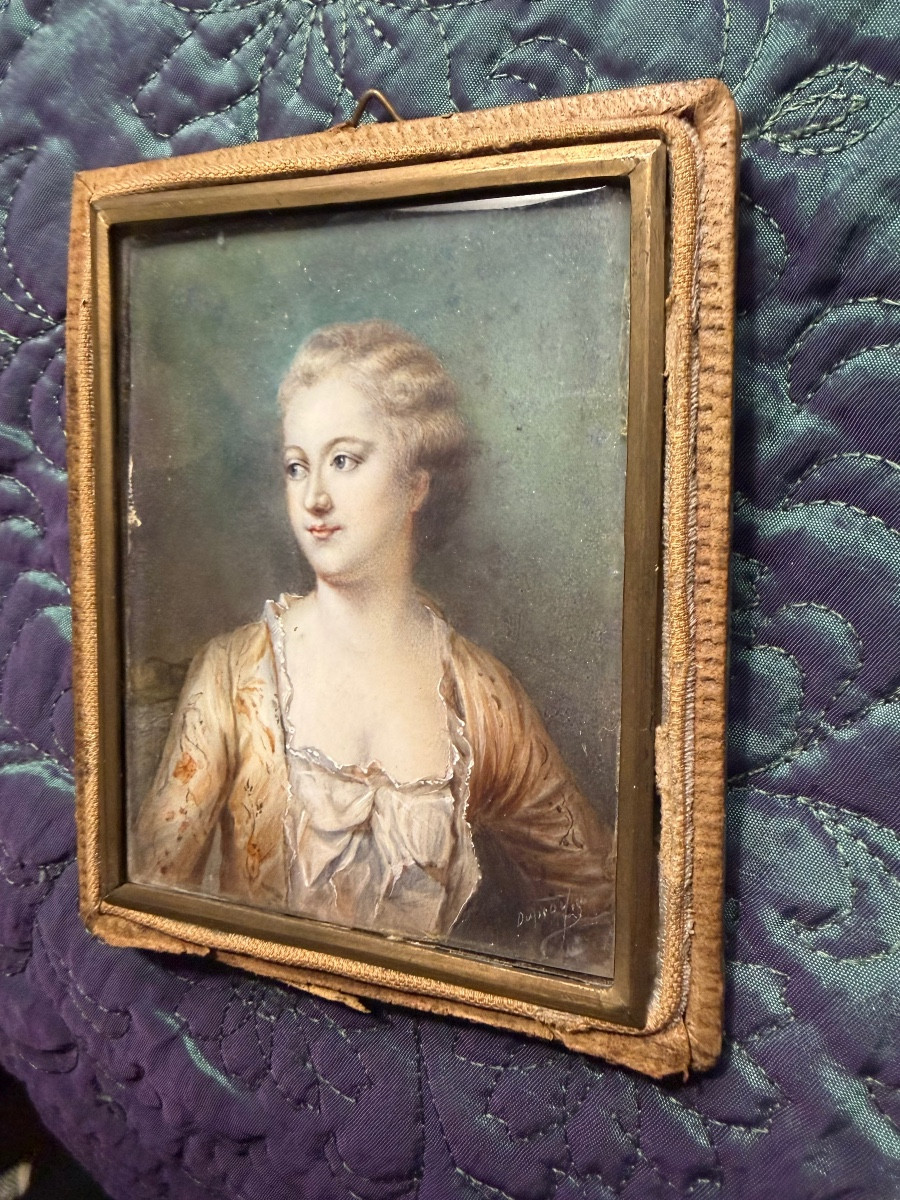  Rare miniature " Dame en tenue du matin belle a son lever "de beau format rectangulaire XVIIIè-photo-8
