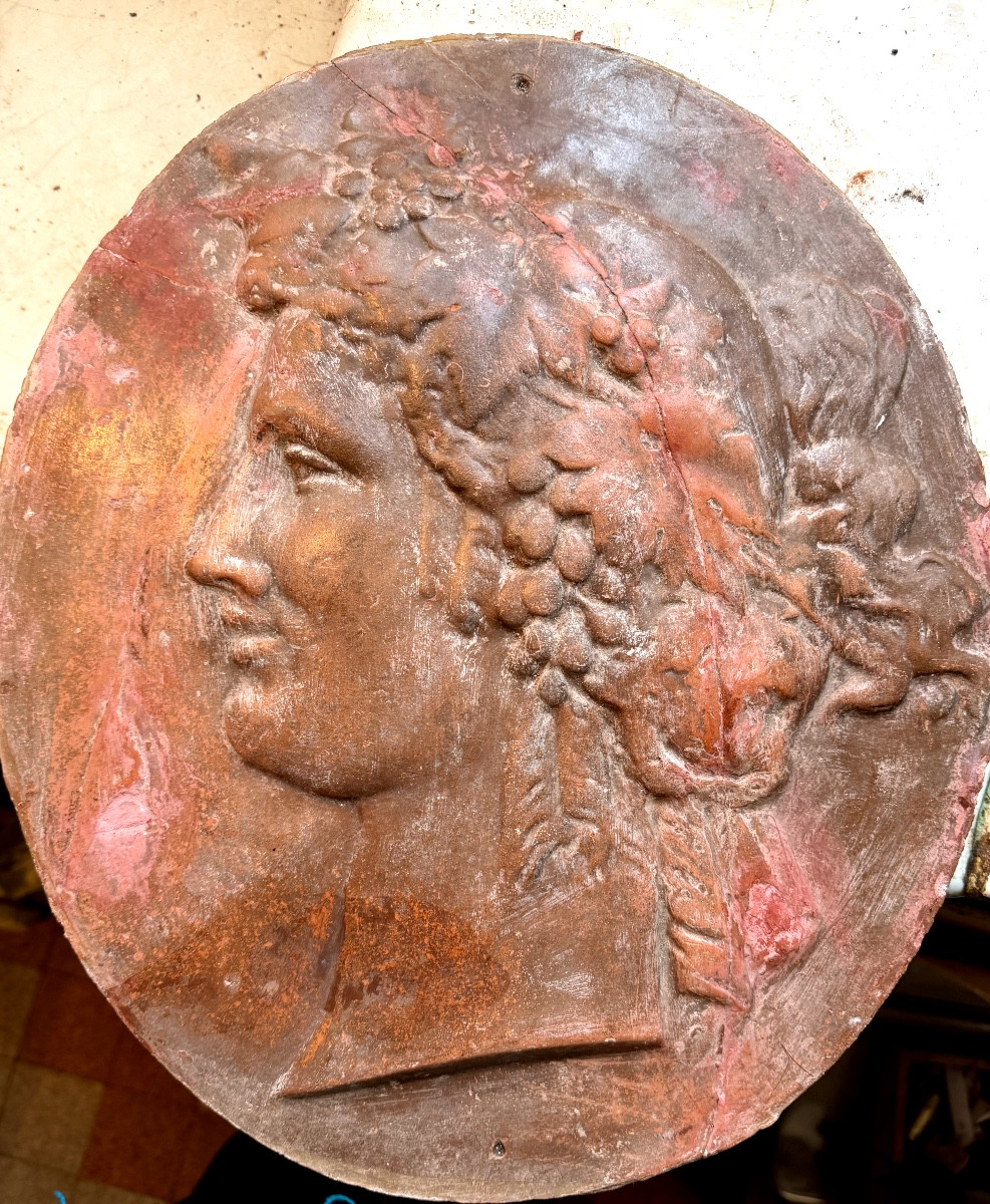 Large Oval Terracotta Profile In High Relief From Castelnaudary Depicting The God Bacchus, Late 18th Century