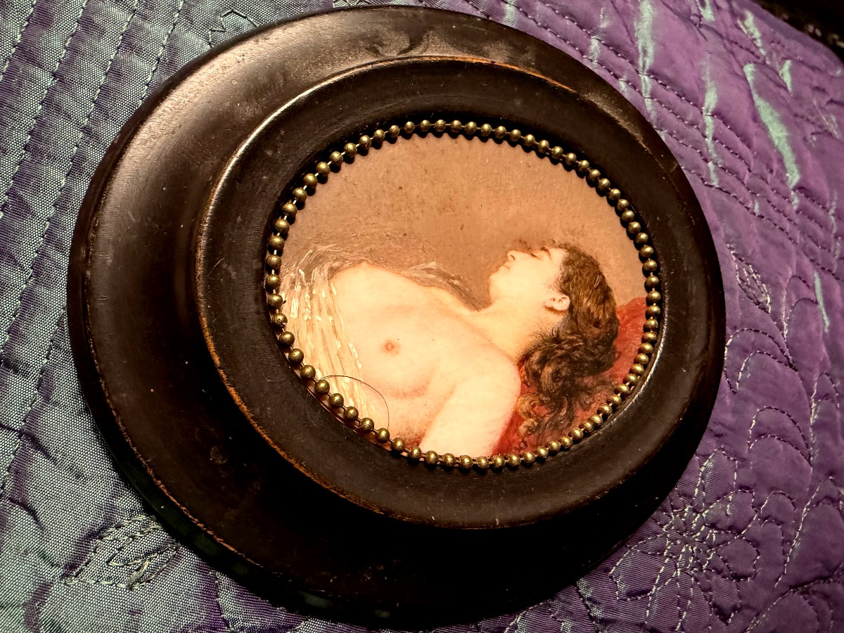  Fine 19th Century Miniature On Ivory In An Oval Frame: "woman's Bust Uncovered In Her Sleep"-photo-3