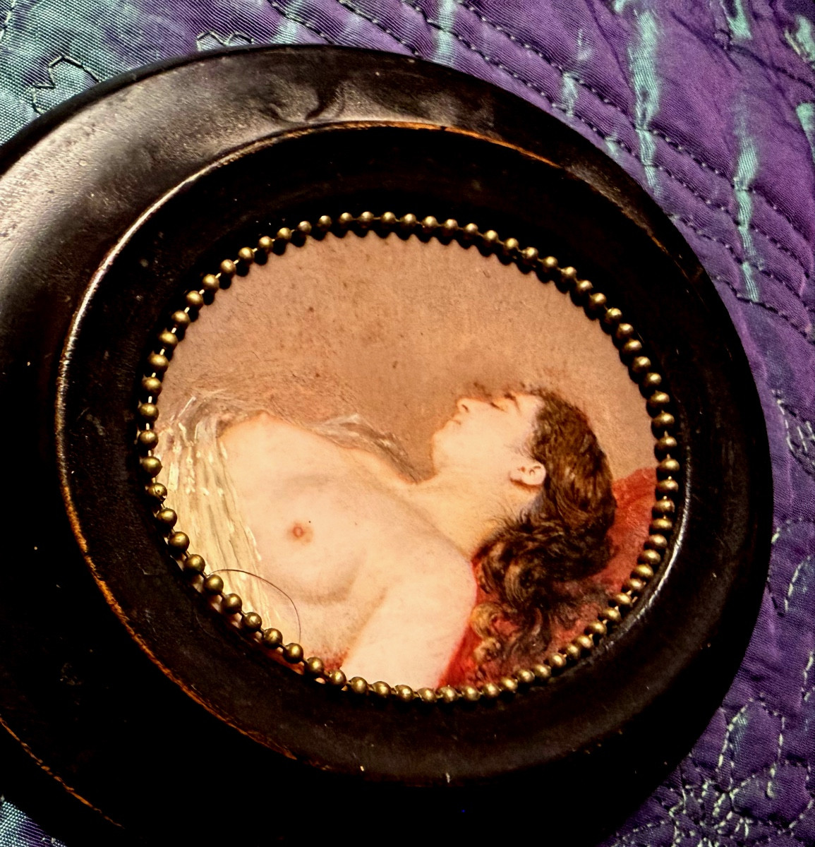  Fine 19th Century Miniature On Ivory In An Oval Frame: "woman's Bust Uncovered In Her Sleep"-photo-7