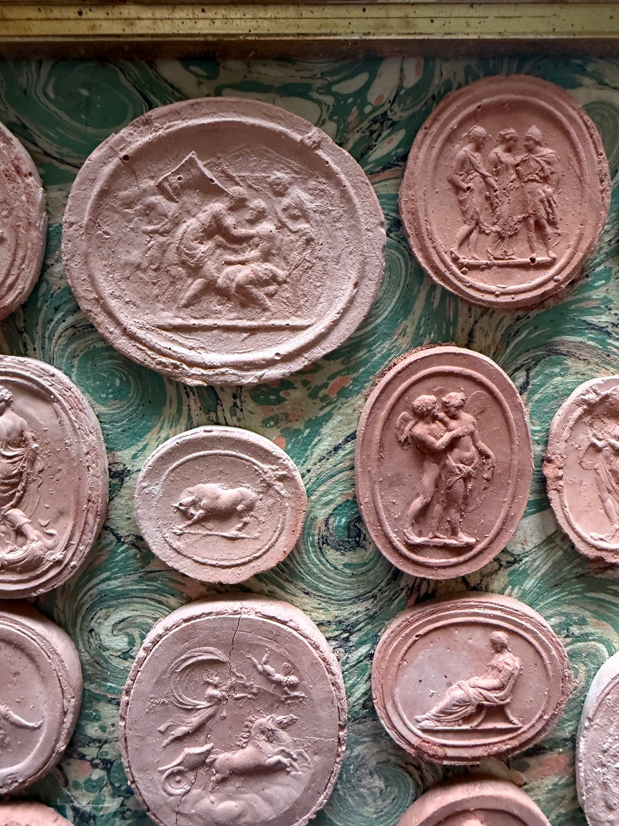 Collection d'empreintes de camées en terra-cotta antique  Italie XIXème a l'image du Grand Tour-photo-7