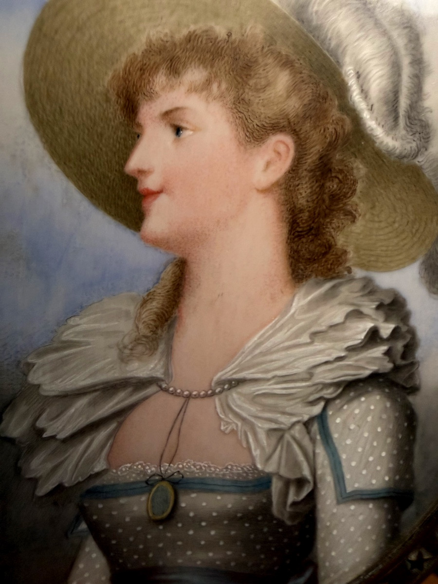 Generous Oval Miniature On Ivory Of A Court Lady In A Large Feathered Hat, Framed, 18th Century-photo-2