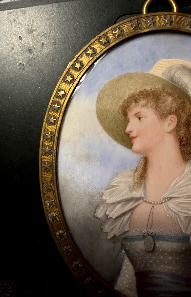 Generous Oval Miniature On Ivory Of A Court Lady In A Large Feathered Hat, Framed, 18th Century-photo-1