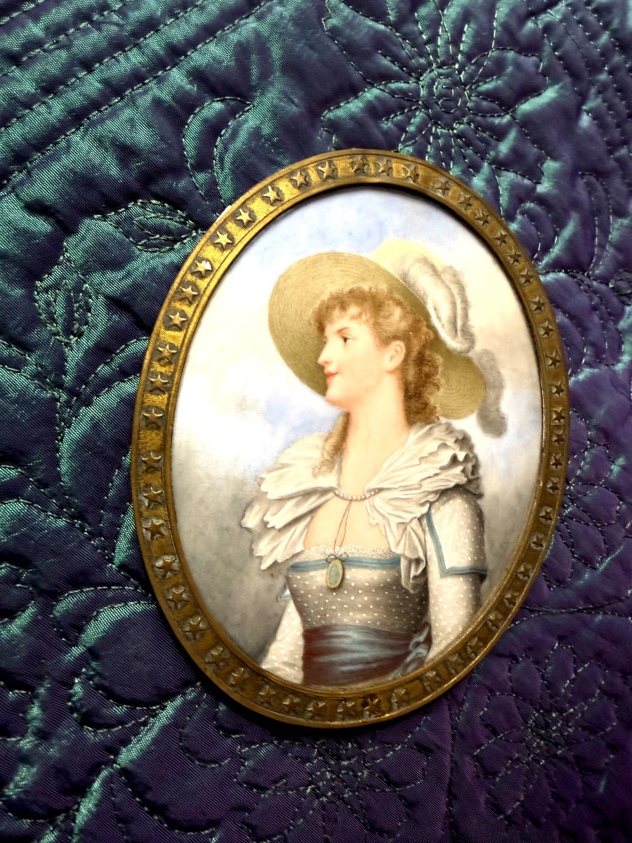 Generous Oval Miniature On Ivory Of A Court Lady In A Large Feathered Hat, Framed, 18th Century-photo-7