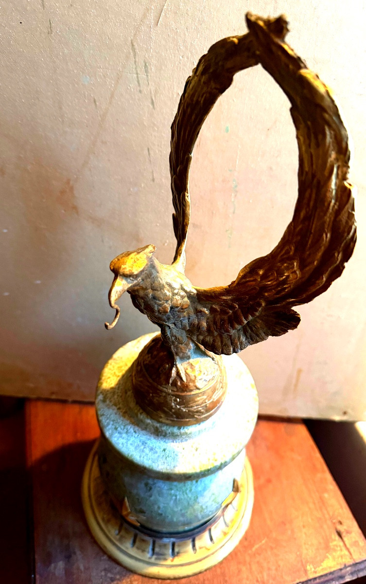 Giant Eagle Watch Stand, Crown-shaped Wings, Flowing Feet In Light Star-patterned Serpentine, 19th Century-photo-4