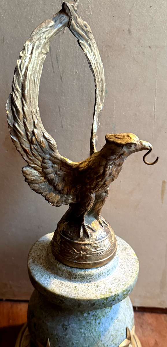 Giant Eagle Watch Stand, Crown-shaped Wings, Flowing Feet In Light Star-patterned Serpentine, 19th Century-photo-2