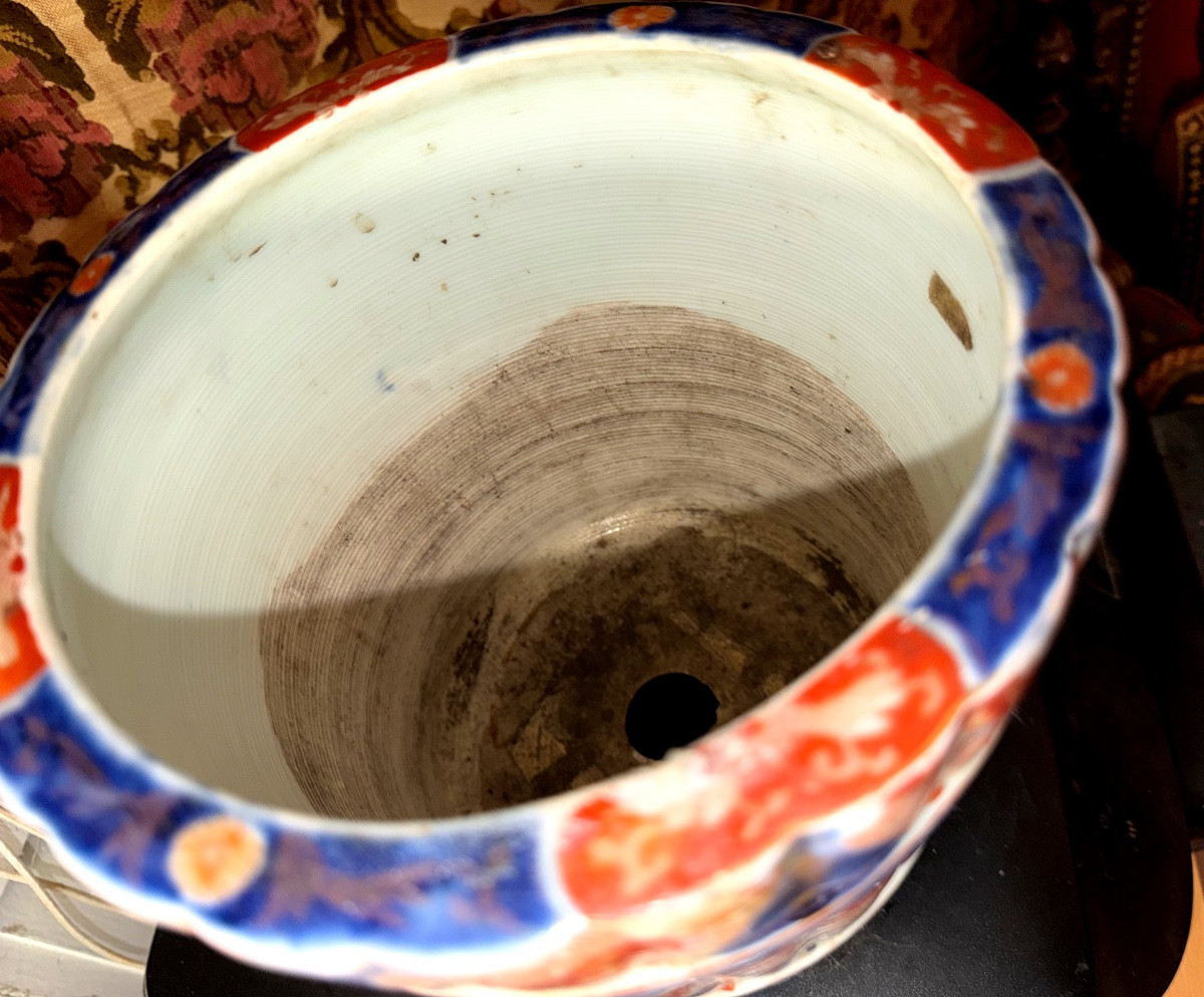 Large 19th-century Japanese Imari Porcelain Cachepot With A Rich Blue And Red Swirling Decoration-photo-1