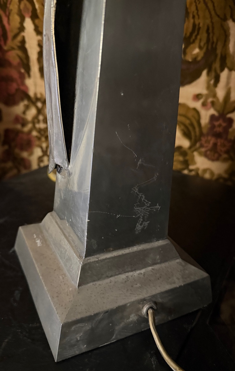  Very Elegant Ambient Beam Lamp In Pewter, Obelisk And Draped Bowl From The "70s" -photo-2