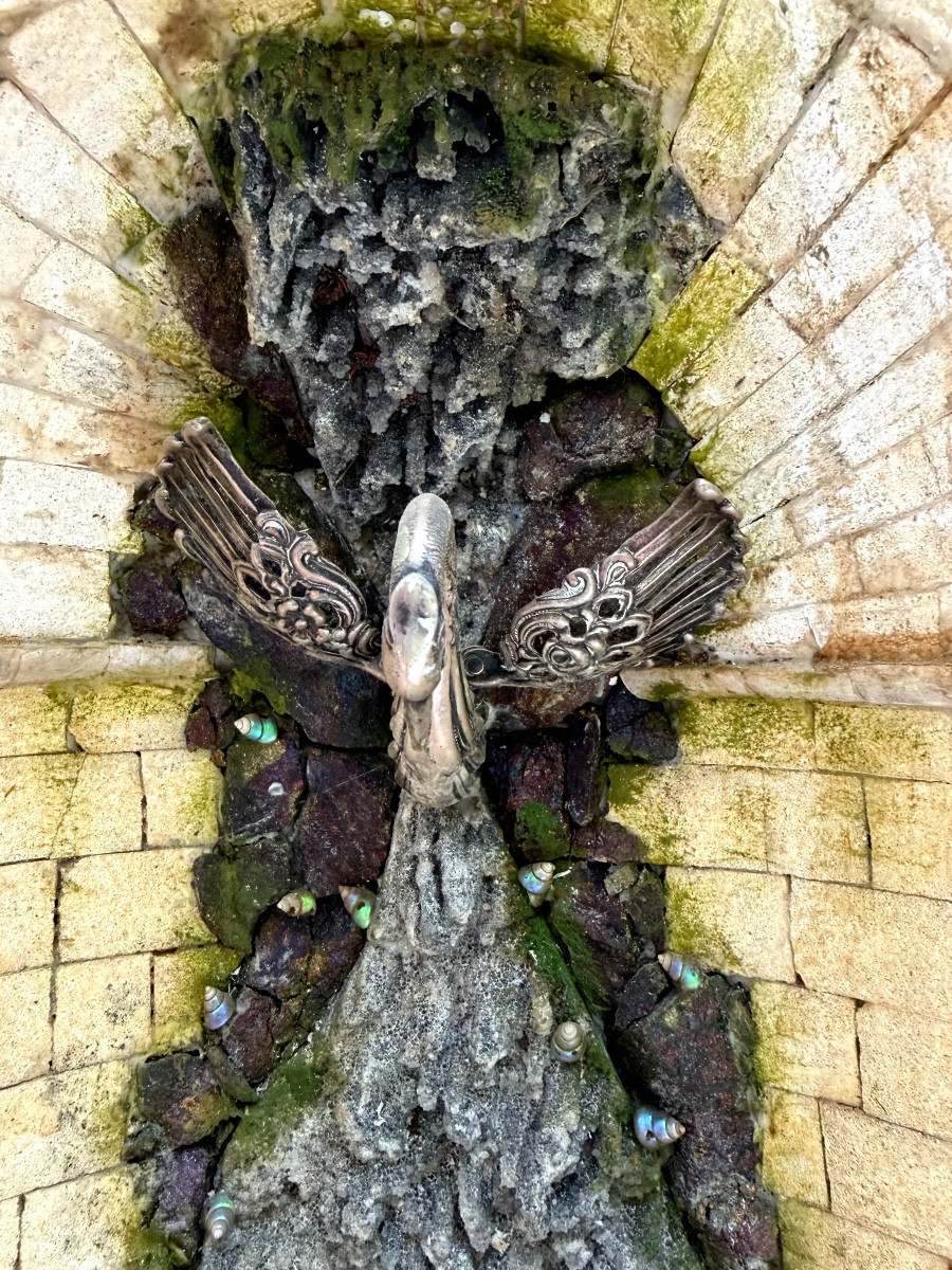Masterpiece By A 19th-century Marble And Stonemason: Neoclassical Town Fountain With A Swan-photo-6
