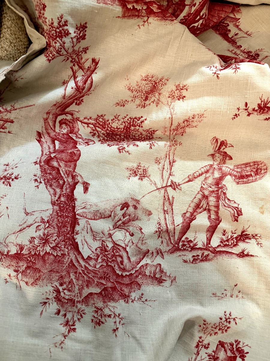 Laie assemblée d'une toile de Jouy  blanche  a divers beaux motifs rouges du XVIIIème siècle-photo-2