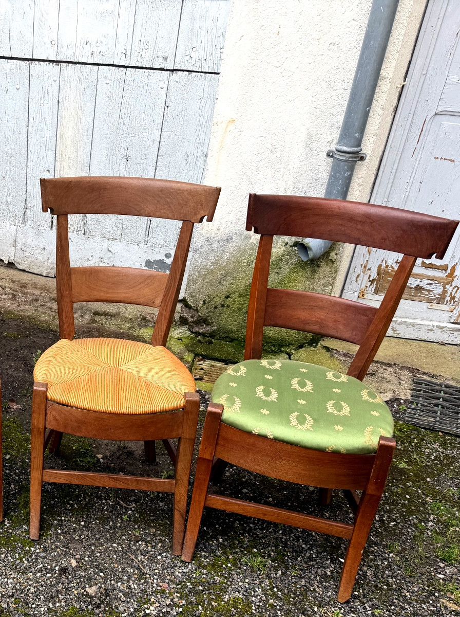 Suite de quatre chaises Directoire cerisier ,bandeau dossier curule 2+2 modèles dont 1 paillée -photo-4