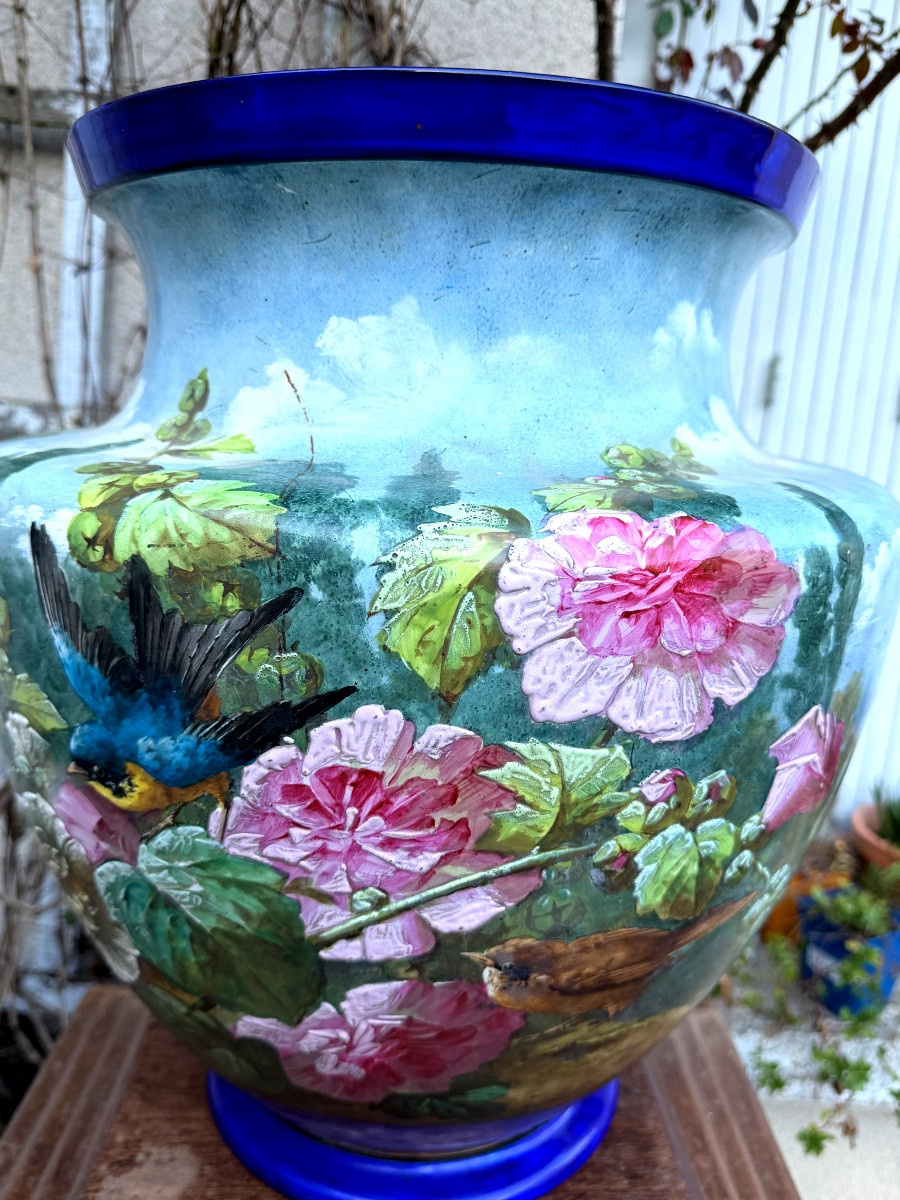 Très grand cache-pot décoré de fleurs oiseaux insectes , porcelaine peinte XXèm Balleroy et Cie-photo-1