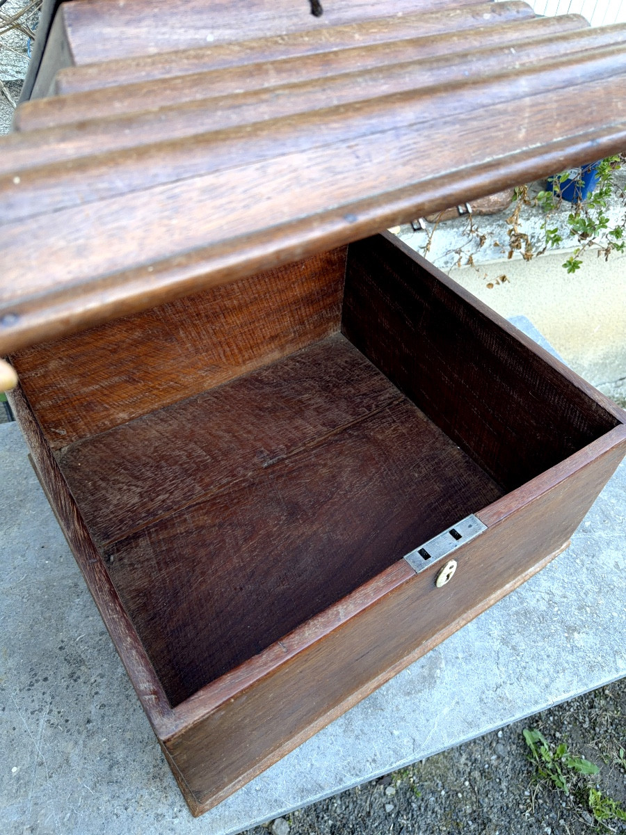 Grande boite a couvercle en gradin en palissandre a deux compartiments ,pour la liturgie XIXème-photo-3