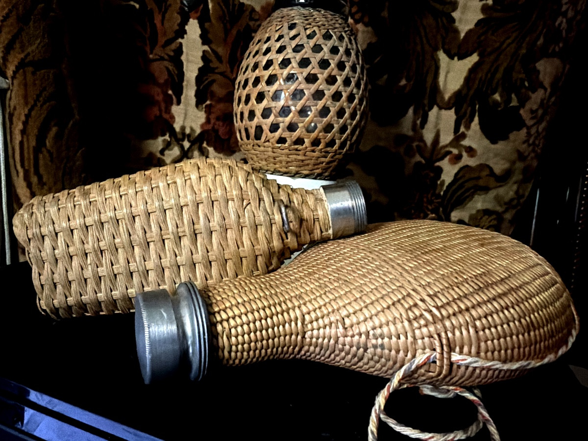 Ensemble de trois pièces verre et cannage Syphon Bret , gourde et flach gainés de cannages XIXè-photo-6