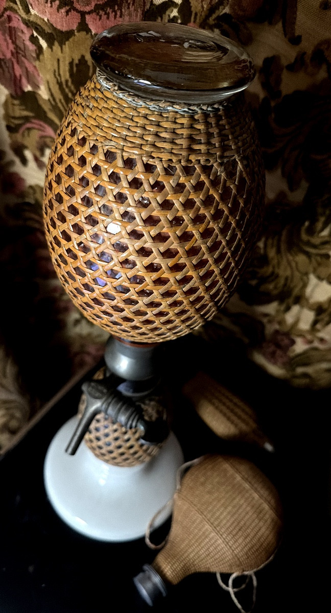 Ensemble de trois pièces verre et cannage Syphon Bret , gourde et flach gainés de cannages XIXè-photo-8