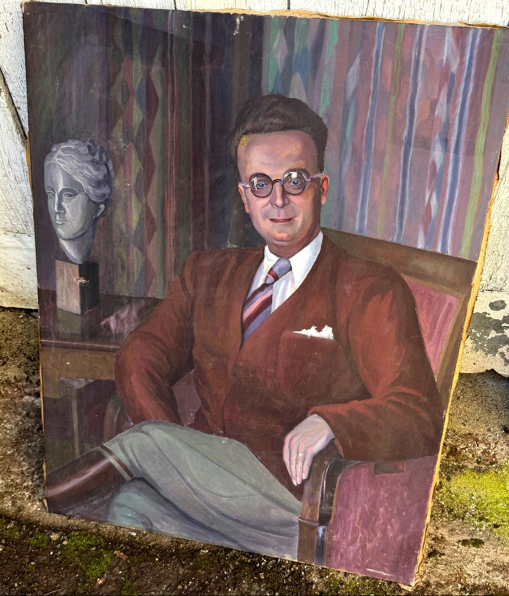  Beautiful Large Portrait Of A Distinguished Gentleman Wearing 1930s Glasses In His Study (on Canvas)-photo-4