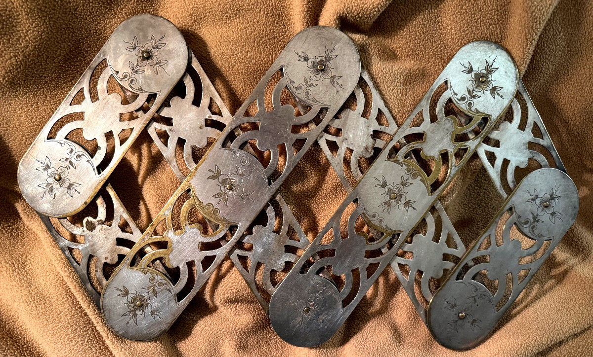 Practical Trivet, Silvered Bronze, Adjustable Position With Articulated, Ornamented Crossbars-photo-2