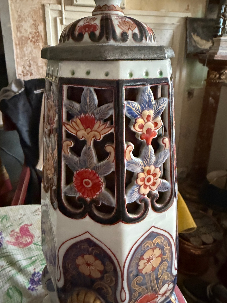  Beau Samovar  couvert en porcelaine Imari Japon sur trois pieds formant fontaine à thé XIX ème-photo-5