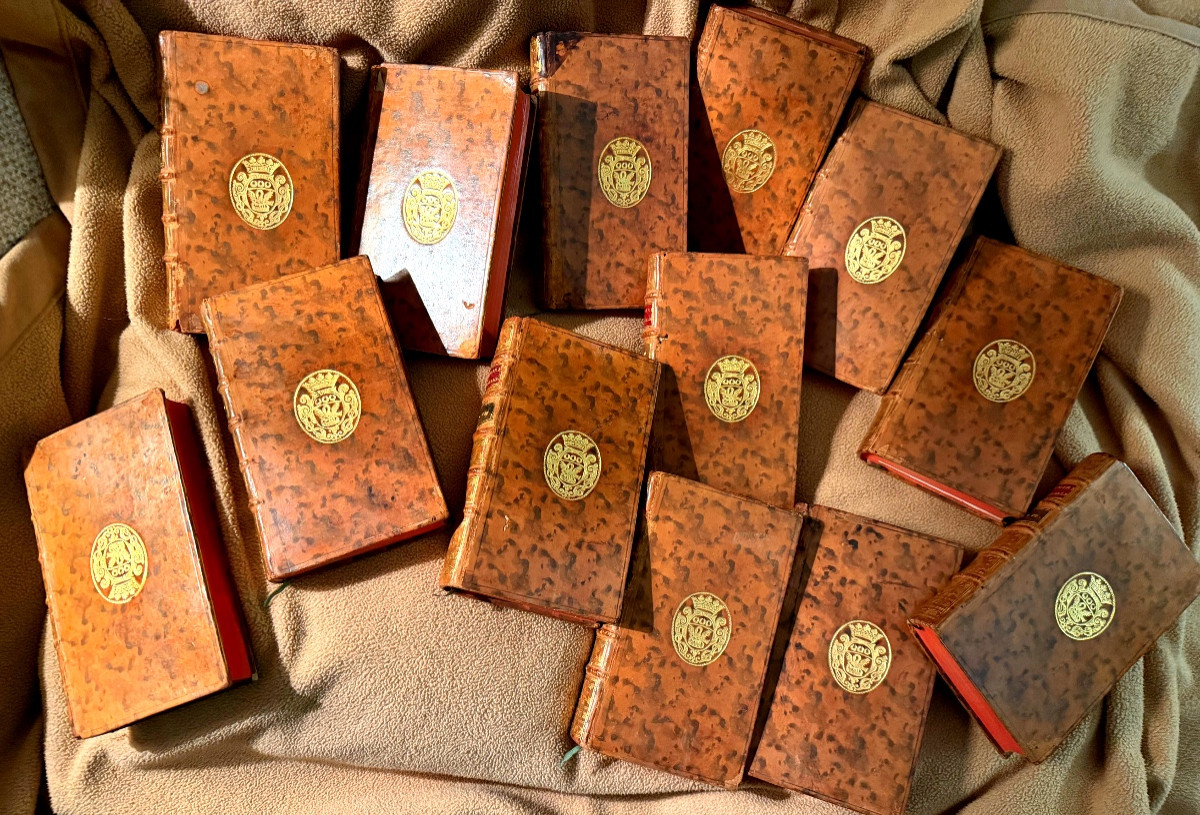 Oeuvres de Buffon tirée de l'histoire naturelle "Etude des Mammifères" 13 Vol," aux Armes" 1769