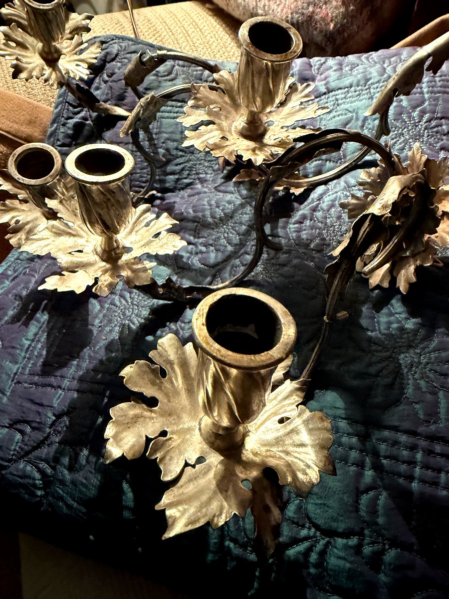  Belles Appliques a motif de feuillages ,simple et double en argent repoussé , XIXème Anglaises-photo-1