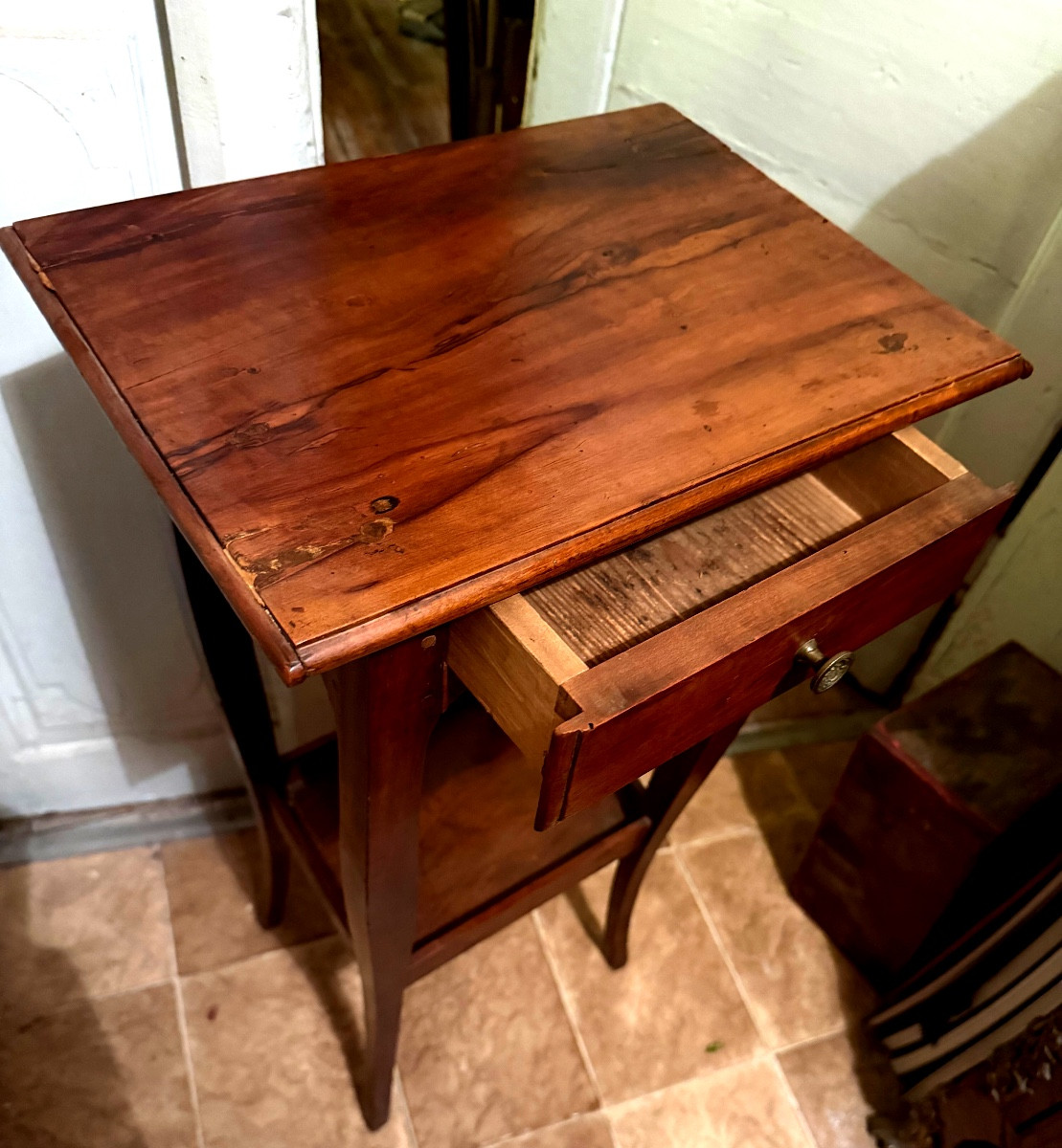 Charmante petite table volante en merisier du XVIIIème de style Louis XV , 2 Plateaux 1 tiroir -photo-1