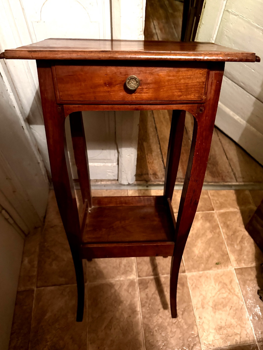 Charmante petite table volante en merisier du XVIIIème de style Louis XV , 2 Plateaux 1 tiroir 