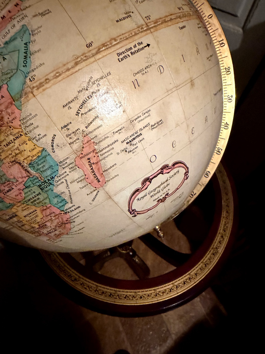 This Beautiful Library Globe, Mounted On A Red Mahogany And Bronze Base, Comes From America.-photo-3