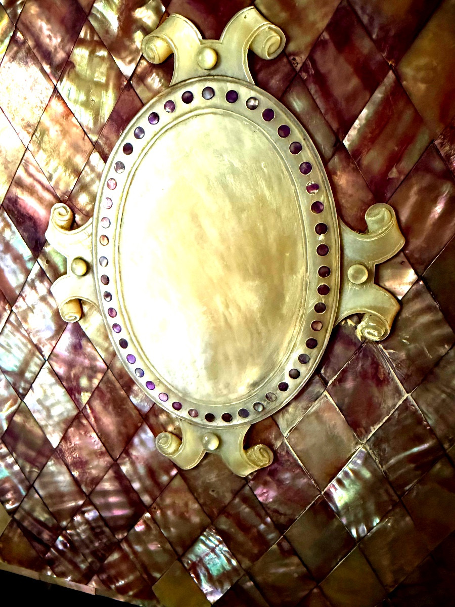 Très riche Album Photo en marqueterie de losanges de nacre & un généreux médaillon Napoléon III-photo-2