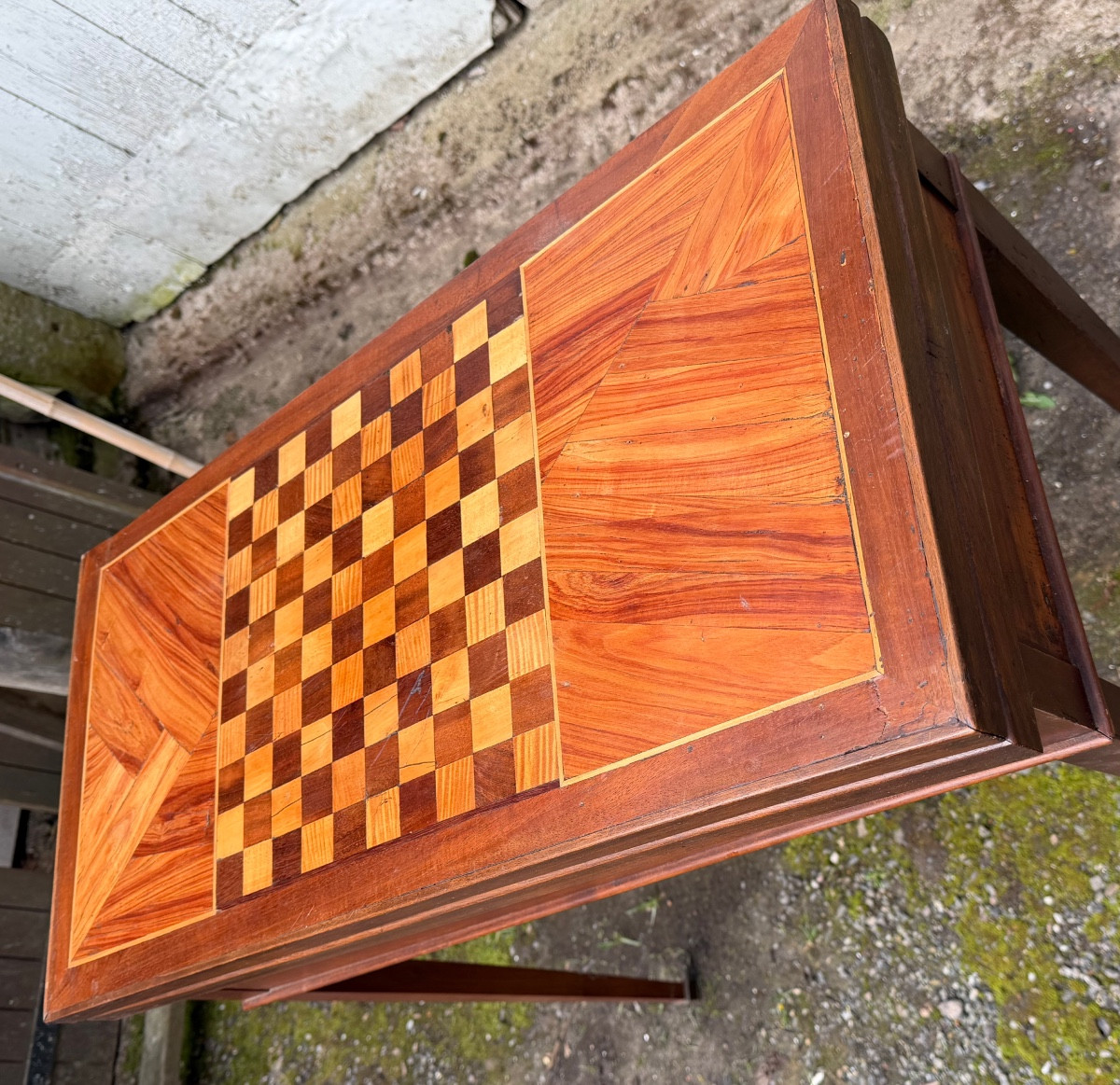 Elégante Table fin XVIIIème en bois fruitier et en marqueterie  , portefeuille époque Louis XVI-photo-8