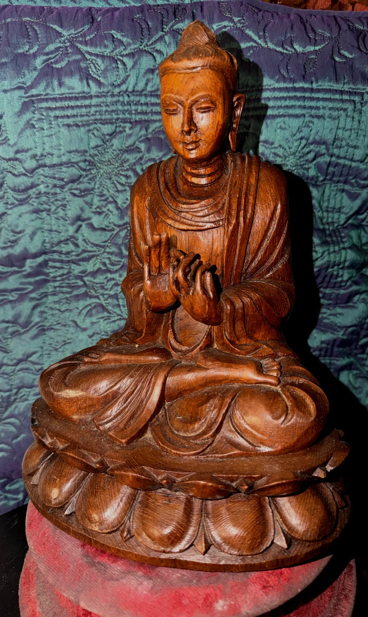 Elégant Bouddha  finement sculpté XIXème provenant d'Inde :originaire d'un " Cabinet d'Amateur"-photo-2