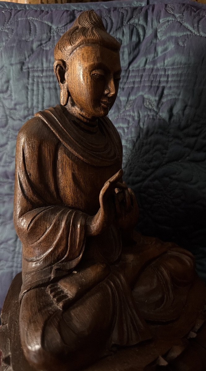 Elégant Bouddha  finement sculpté XIXème provenant d'Inde :originaire d'un " Cabinet d'Amateur"-photo-5