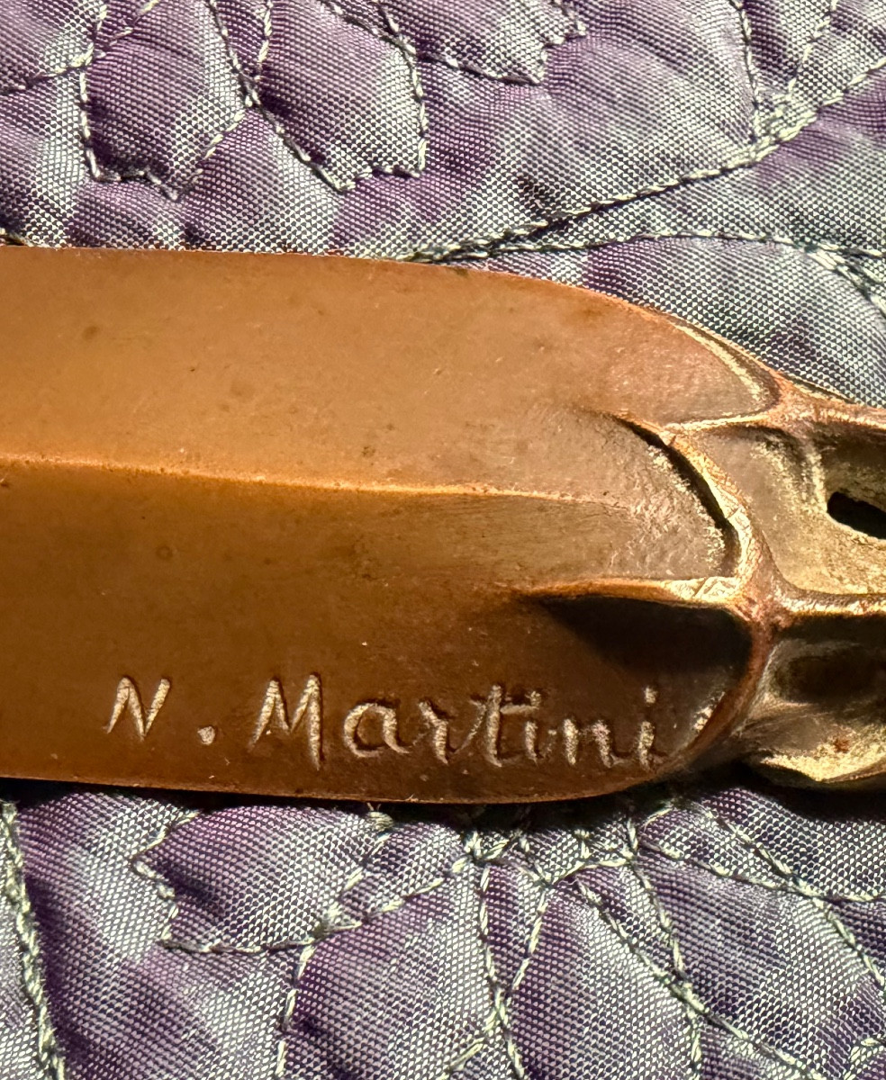 Art du dessus de bureau Art- Déco des Années "30" , Coupe papier "Pélican" en bronze de Martini-photo-3