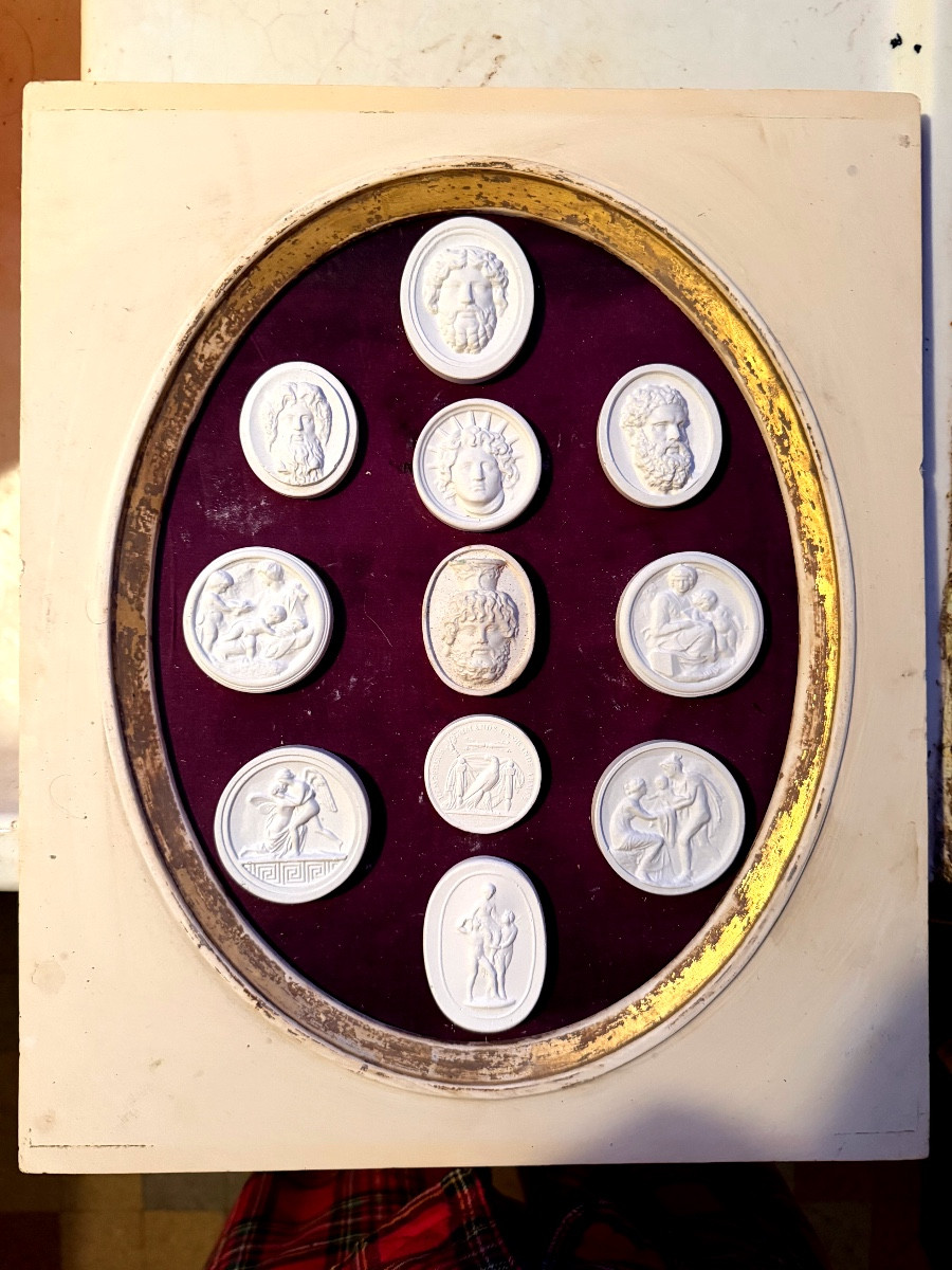 American Cameo Print Collection, Early 20th Century Stucco, In An Oval Silk Frame-photo-7