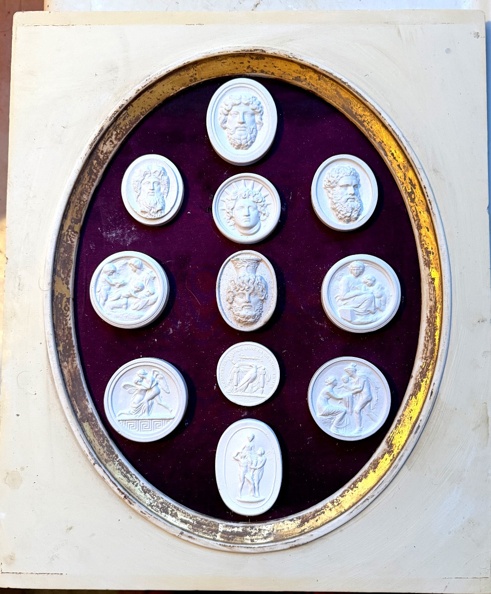 American Cameo Print Collection, Early 20th Century Stucco, In An Oval Silk Frame