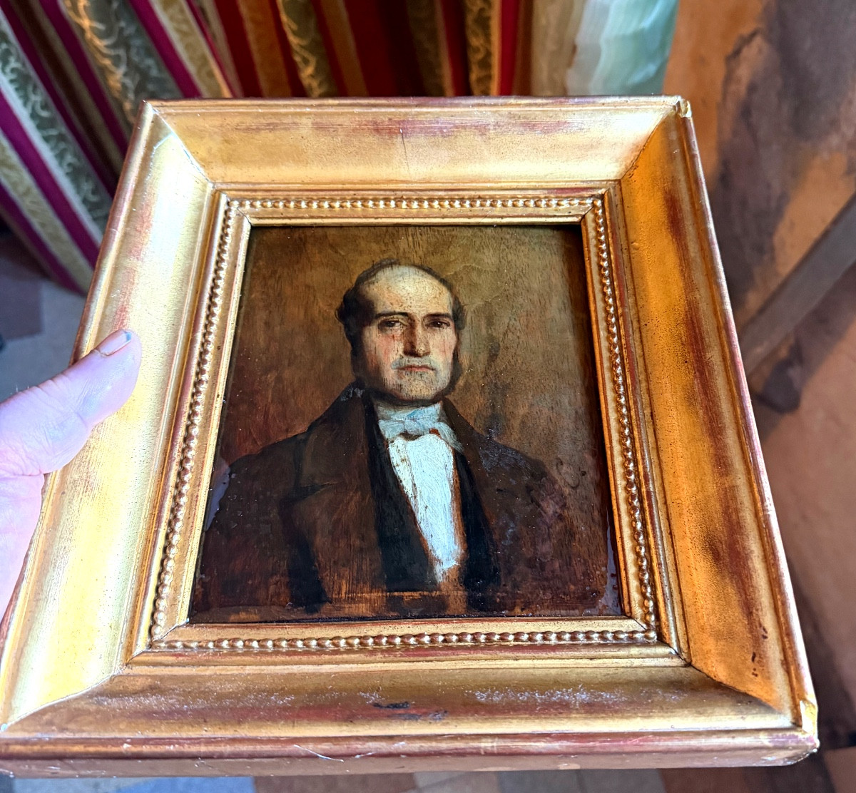  Elégant Portrait de Notable d'époque Louis Philippe huile/panneau bien encadrée , vers 1840-photo-4