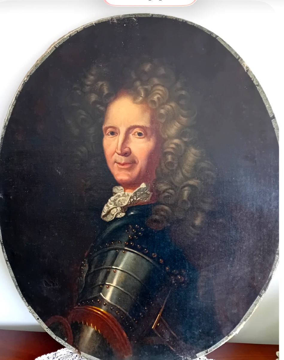 Lorge Oval Portrai A High-ranting Military Officer From Tim Of Louis XIV-photo-5