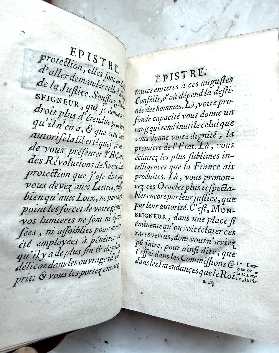  Belle Histoire des Révolutions de Suède , 2 Vol. In 12  A Paris 1751 , par Mr l'Abbé de Vertot-photo-3