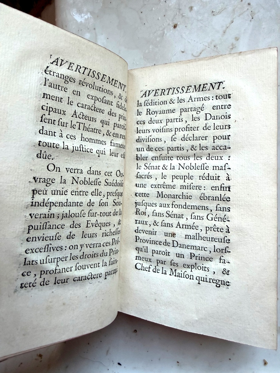  Belle Histoire des Révolutions de Suède , 2 Vol. In 12  A Paris 1751 , par Mr l'Abbé de Vertot-photo-6